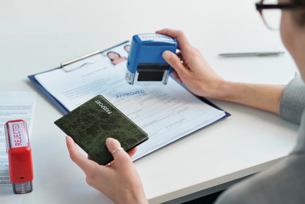 visit visa change status